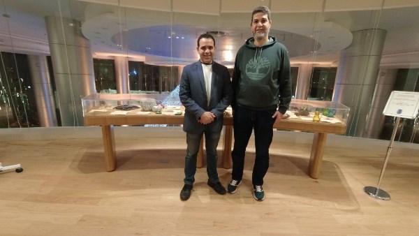 محمد الصفتي اثناء زيارته لمستشفي الناس الخيري