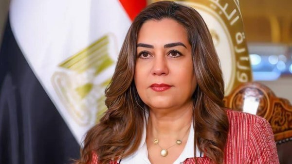  الدكتورة منال عوض وزيرة التنمية المحلية والقائم بأعمال وزير البيئة