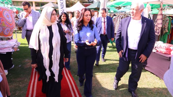  وزيرة التضامن الاجتماعي تفتتح معرض "جزيرة الخير" بنادي الجزيرة الرياضي
