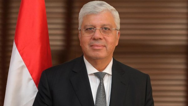 الدكتور أيمن عاشور وزير التعليم العالي والبحث العلمي