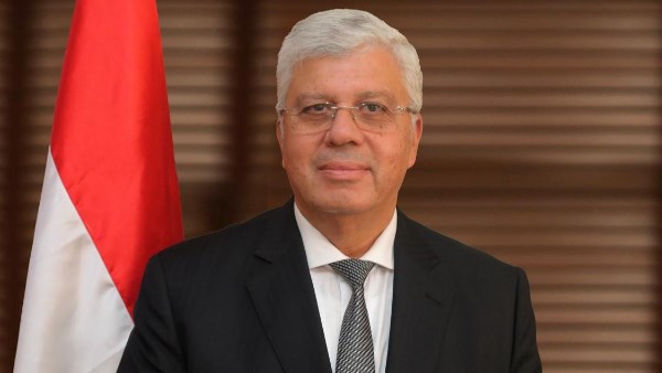  أيمن عاشور وزير التعليم العالي والبحث العلمي