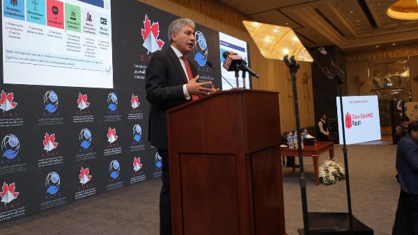  شريف فتحي وزير السياحة والآثار