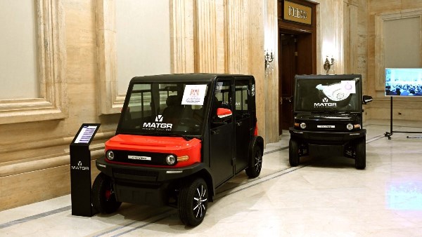 سيارة كهربائية مصرية 100% 