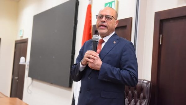 وزير العمل محمد جبران