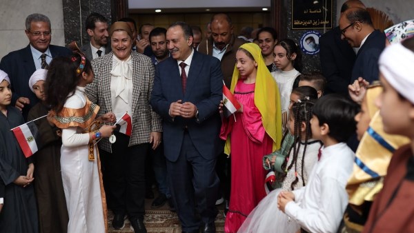  رئيسة المجلس القومي للطفولة والأمومة ومحافظ أسيوط يفتتحان فرع المجلس بالمحافظة