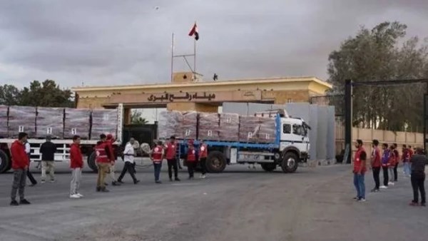  انطلاق القافلة الـ95 من مصر محملة بالمساعدات الإنسانية إلى غزة عبر معبر رفح