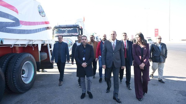 اللجنة العامة للمساعدات الأجنبية تطلق القافلة الـ 15 من المساعدات المصرية لتصل غزة 