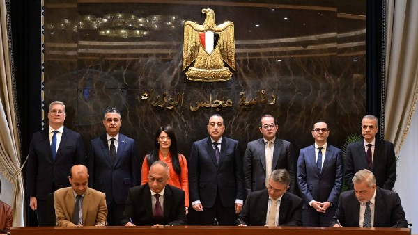 رئيس الوزراء يشهد توقيع بُروتوكولي تعاون بشأن تدقيق وتوحيد أرقام الصادرات والواردات المصرية