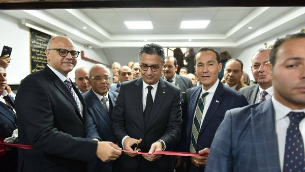 وزير التموين ومحافظ القليوبية يفتتحان مكتب السجل التجاري المميز ببنها 