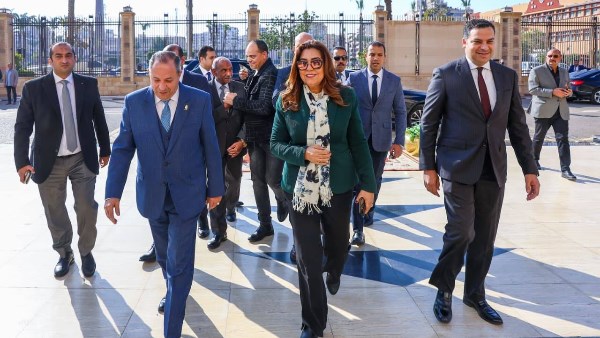 وزيرة التنمية المحلية ومحافظ بورسعيد يتفقدان المرحلة الأولى من كورنيش بورسعيد