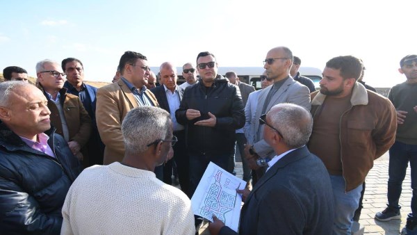 المهندس شريف الشربيني وزير الإسكان والمرافق والمجتمعات العمرانية