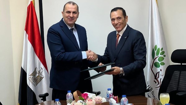 شركة تنمية الريف المصري الجديد تطلق مشروع توصيل الكهرباء لمليون فدان بسهل المنيا الغربي 