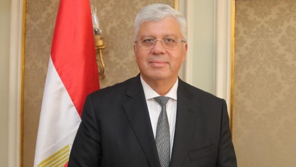  الدكتور أيمن عاشور وزير التعليم العالي والبحث العلمي