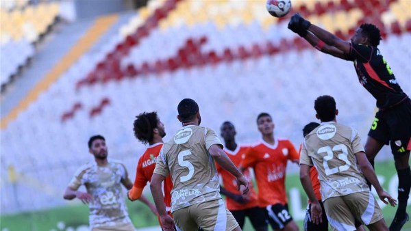 الأهلي وفاركو