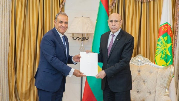 وزير الخارجية يسلم رسالة خطية من رئيس الجمهورية للرئيس الموريتانى