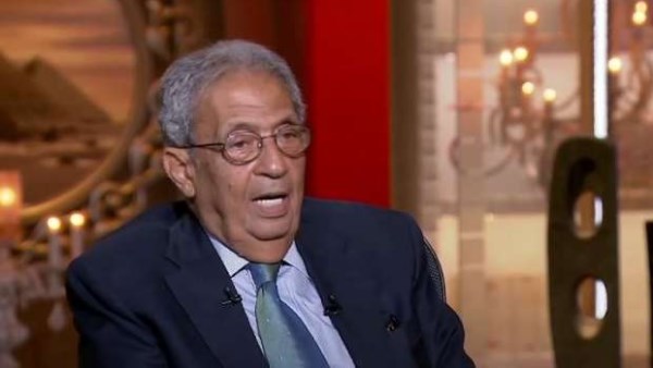عمرو موسى وزير الخارجية السابق
