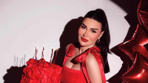 سارة نخلة