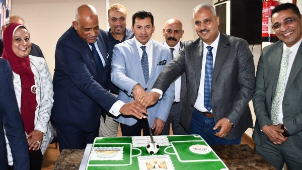 وزير الرياضة يشهد قرعة دوري مراكز الشباب