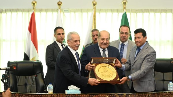 وزير الرياضة