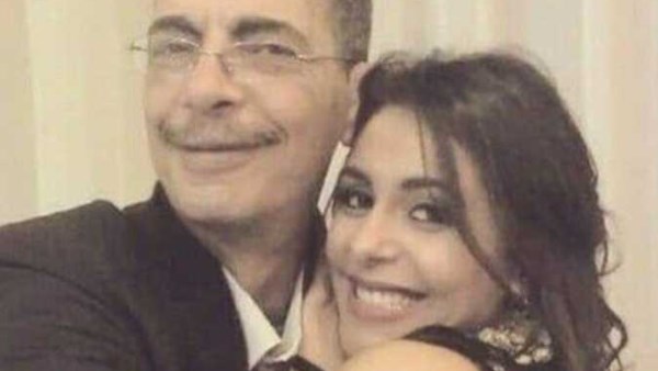 هاجر الشرنوبي ووالدها