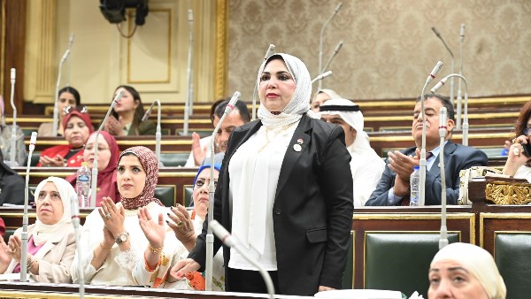  النائبة مرفت عبد النعيم 
