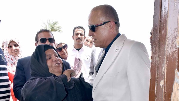 داخل منزلها