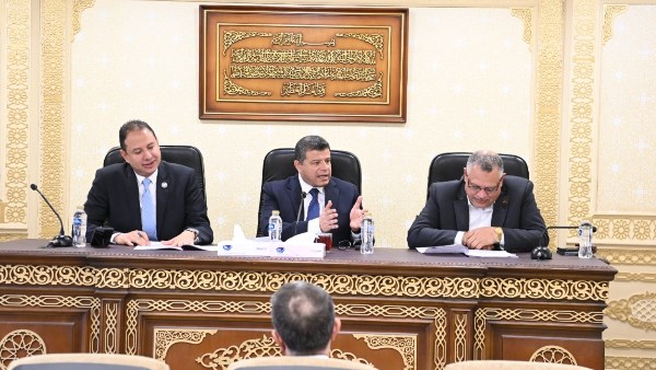 اللجنة البرلمانية