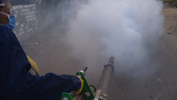 رش البعوض والحشرات 