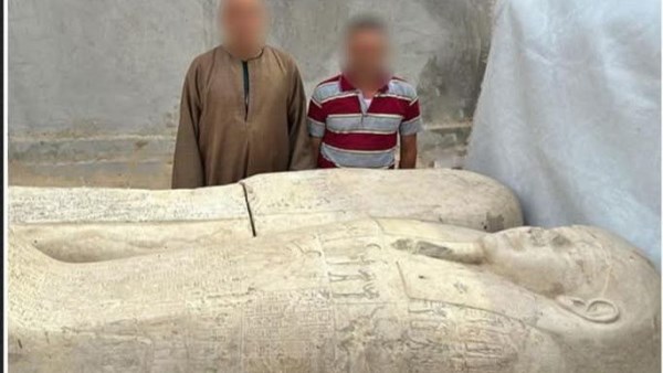 المتهمين