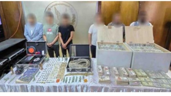 المتهمين والمضبوطات 