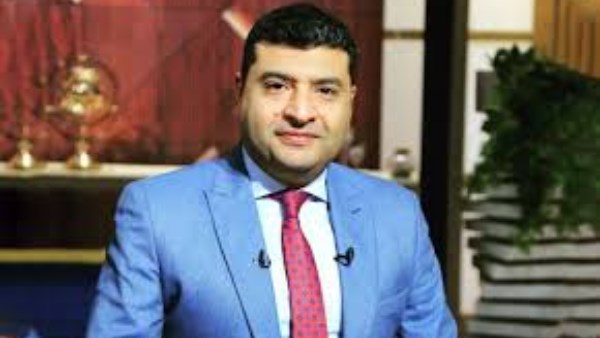 الكاتب الصحفي محمود بسيوني