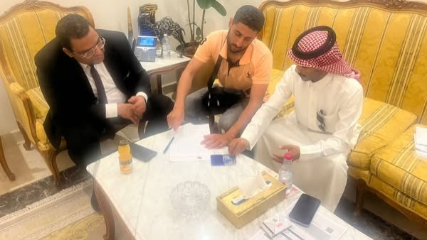 «خدوا مستحقاتهم المالية».. وزير العمل يعلن إنهاء أزمة 11 عامل مصري بالسعودية