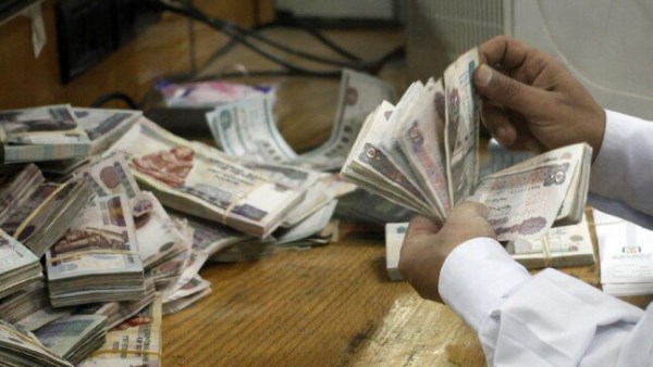 تراجع مؤشر مديري المشتريات لمصر 