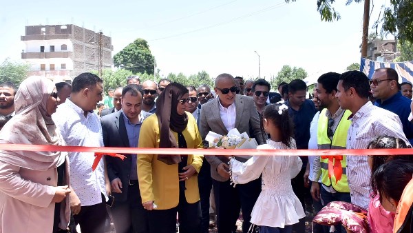 محافظة الأقصر يفتتح محطتى الصرف الصحي محافظة الأقصر يفتتح محطتى الصرف الصحي