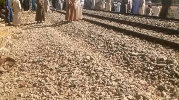 مصرع شاب تحت عجلات القطار بالاقصر 