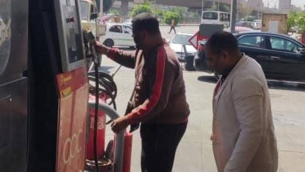 بنزين المحطات مطابق للمواصفات ولا صحة للشائعات المتداولة بنزين المحطات مطابق للمواصفات ولا صحة للشائعات المتداولة