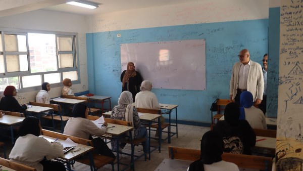 امتحانات الشهادة الاعدادية ، بمدارس مدينتى بنها وطوخ ، 