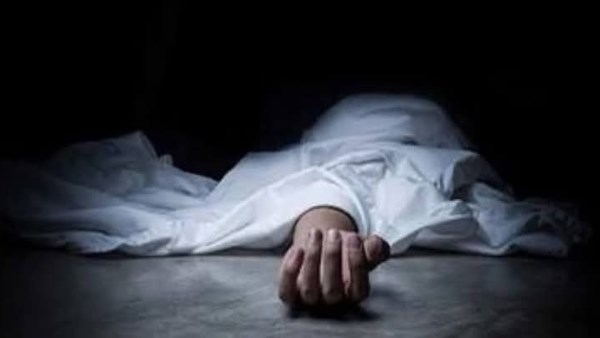 ممرضه تنهي حياتها في البحيرة 
