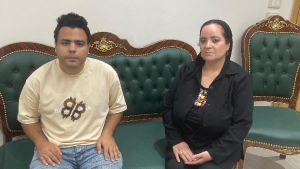 أرملة إحسان الترك ومحرر بصراحة