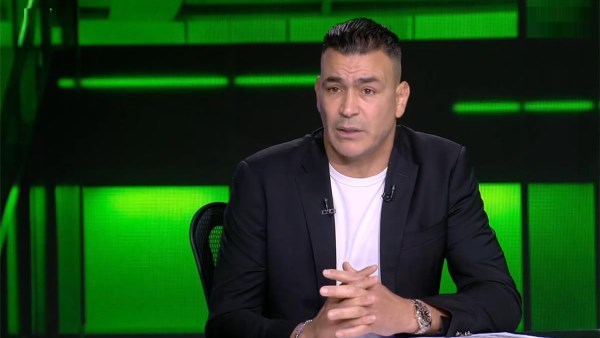 عصام الحضري