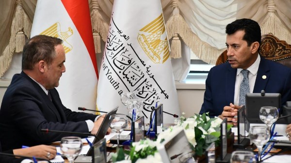 وزير الرياضة مع ممثل صندوق الأمم المتحدة للسكان