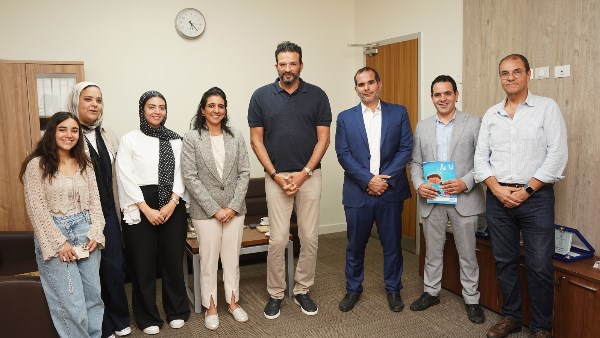 أيمن عباس