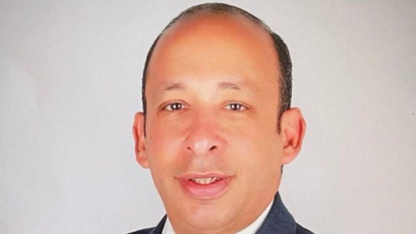 الدكتور حسام صلاح