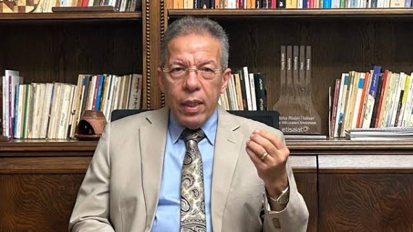 نقيب الأطباء