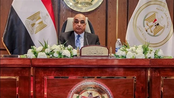 المستشار عدنان فنجري وزير العدل