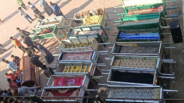 مصرع 19 مواطنًا