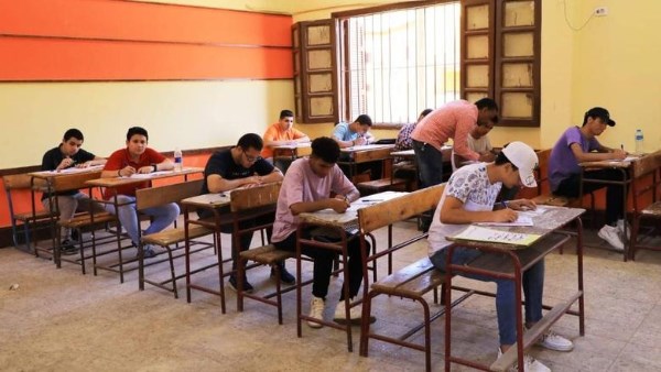 «دخل في غيبوبة».. نقابة المعلمين تعلن إصابة رئيس لجنة ثانوية عام فى حادث أليم بأسيوط
