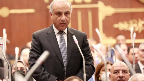 حسام الملاحي : الدولة بكل أجهزتها تهتم بملف التعليم