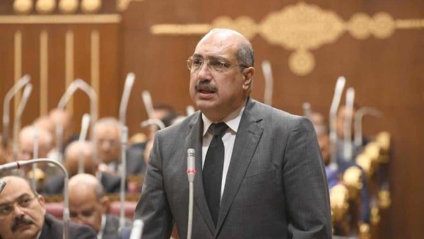 رئيس برلمانية الشعب الجمهوري بالشيوخ: مواجهة ظواهر التنمر والتحرش والعنف ليست مسئولية التعليم وحدها