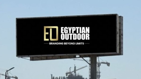 "المصريين أوت دور" تعزز تواجدها بوسط القاهرة..وتحصل على مساحة إعلانية جديدة على كوبري أكتوبر